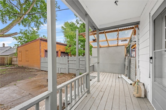 2903 Scranton Rd, Cleveland, OH 44113 - photo 29