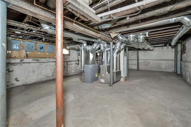 6729 Forman Ave, Cleveland, OH 44105 - photo 27