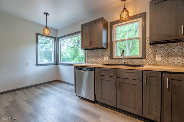5728 Dailey Rd, New Franklin, OH 44319