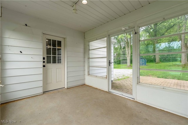 5728 Dailey Rd, New Franklin, OH 44319