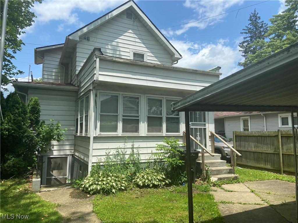 555 Hall St, Warren, OH 44484 - photo 3