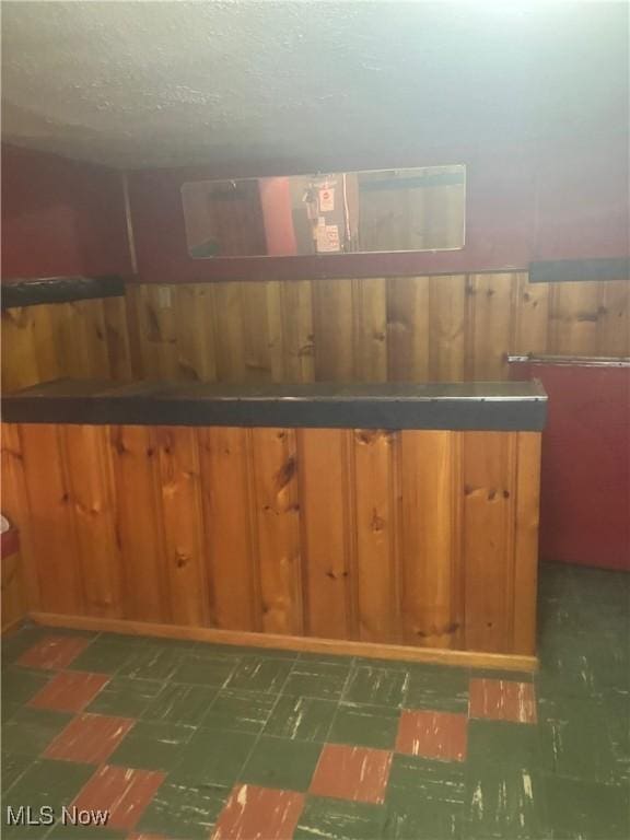 7718 Bertha Ave, Parma, OH 44129 - view of bar