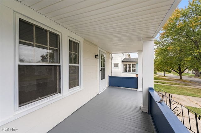 9604 Park Heights Ave, Garfield Heights, OH 44125 - photo 2