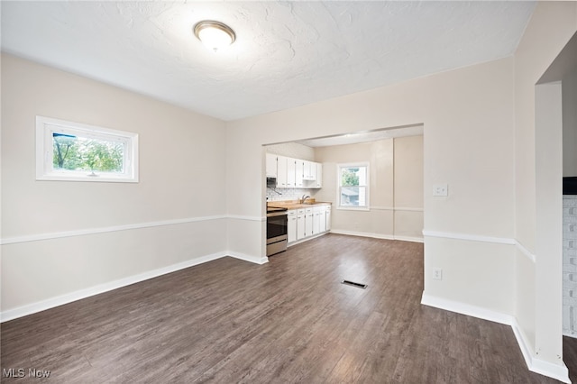 9604 Park Heights Ave, Garfield Heights, OH 44125 - photo 7
