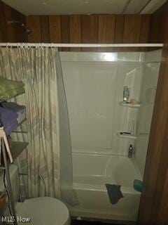200 Pennock Dr Unit 37, Beverly, OH 45715 - full bath featuring toilet and shower / tub combo