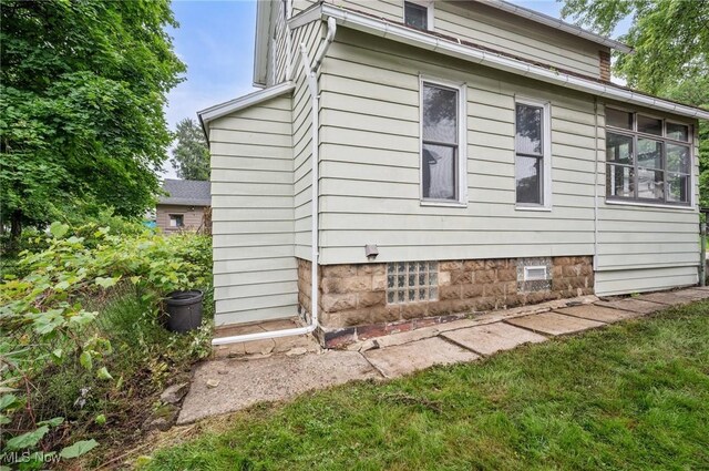 311 Sterling Ct, Akron, OH 44304 - photo 4
