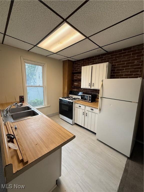 311 Sterling Ct, Akron, OH 44304 - photo 7