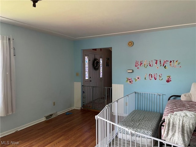 199 Kanawha Rd, Weirton, WV 26062 - bedroom featuring wood finished floors and baseboards