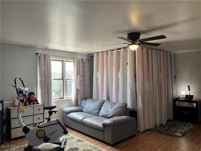199 Kanawha Rd, Weirton, WV 26062 - living room featuring wood finished floors and a ceiling fan