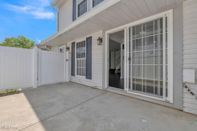20347 Williamsburg Ct Unit 225B, Middleburg Heights, OH 44130 - view of patio / terrace