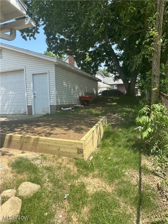 439 Birchwood Ave, Akron, OH 44310 - photo 23