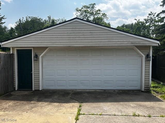 4118 Holl Ave, Sheffield Lake, OH 44054 - photo 3