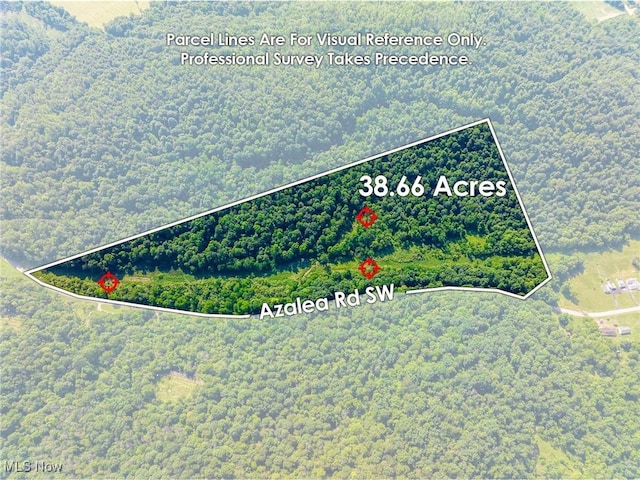 Azalea Rd, Dennison, OH 44620