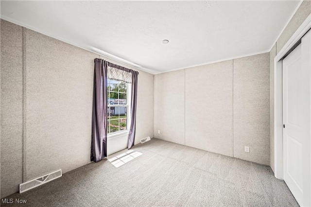 8323 Eagle Rd Unit 42, Kirtland, OH 44094 - empty room featuring light colored carpet