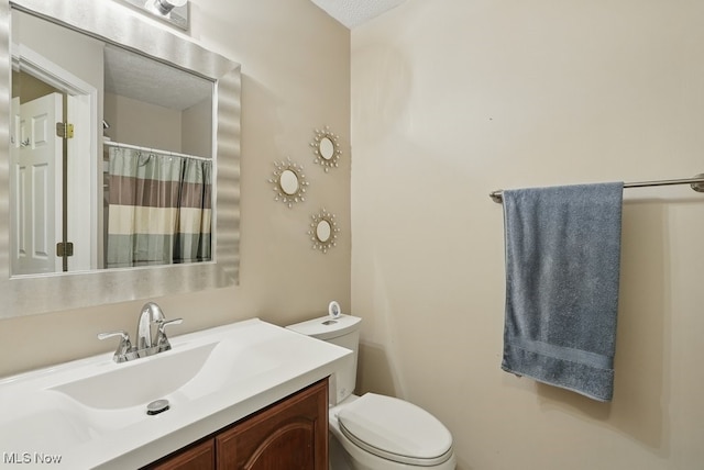91 Falling Water Cir, Munroe Falls, OH 44262 - bathroom featuring vanity and a shower with curtain