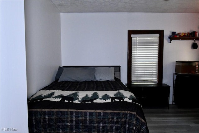 5041 W S Range Rd, Salem, OH 44460 - bedroom with wood finished floors