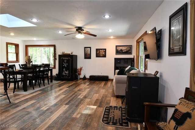 5041 W S Range Rd, Salem, OH 44460 - living area with a skylight, dark wood finished floors, recessed lighting, and a ceiling fan