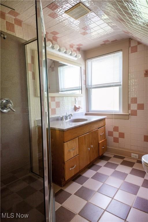 3311 E Fairfax Rd, Cleveland Heights, OH 44118 - photo 33