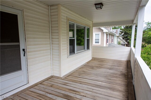 3311 E Fairfax Rd, Cleveland Heights, OH 44118 - photo 23