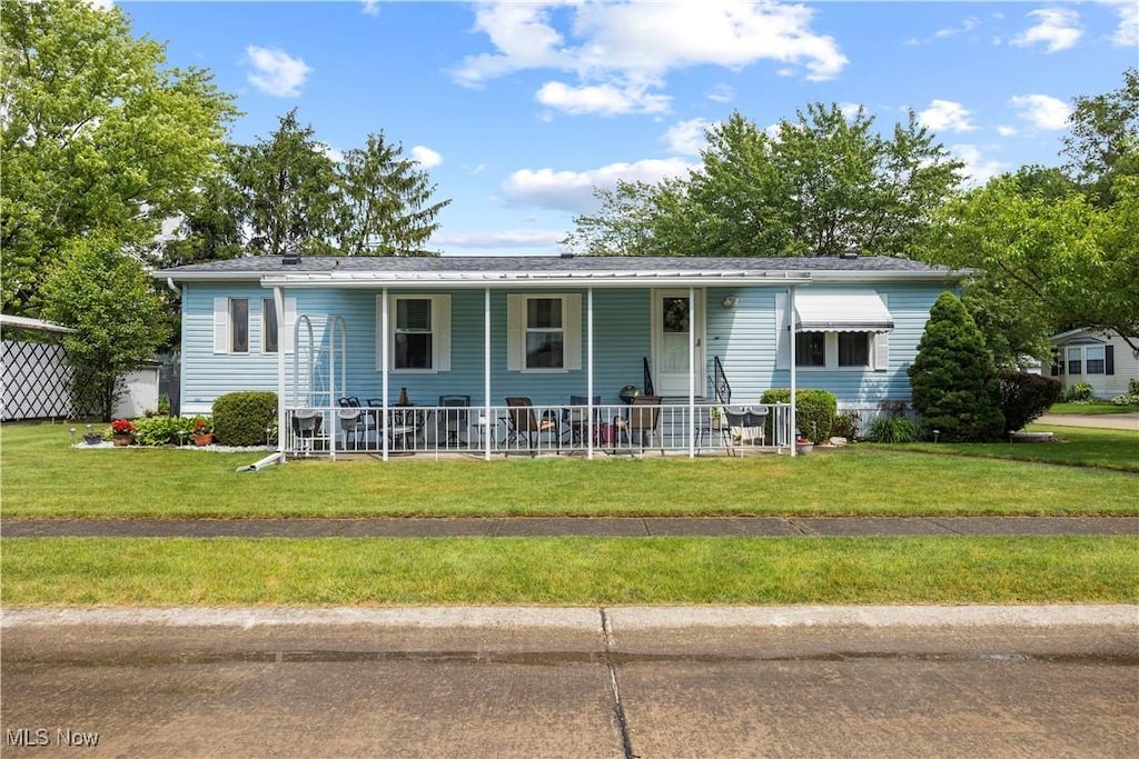 8 Symphony St, Olmsted Twp, OH 44138 - photo 1