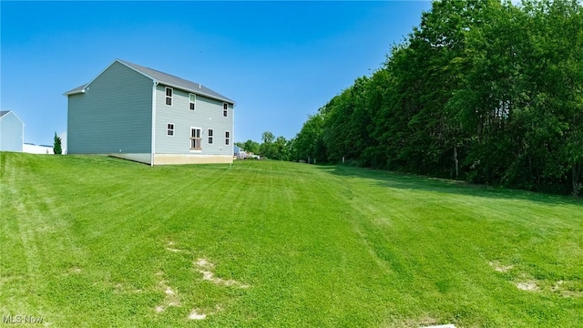 2457 Bishop Oval, Barberton, OH 44203 - view of green lawn