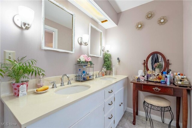 1201 Overlook Dr, Alliance, OH 44601 - bathroom with double vanity