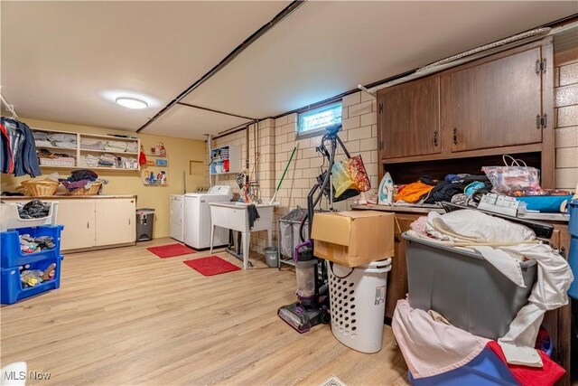 1201 Overlook Dr, Alliance, OH 44601 - storage room with separate washer and dryer