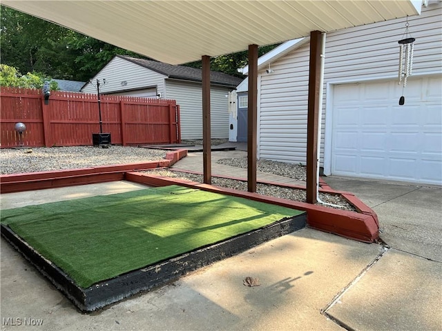 1749 Highview Ave, Akron, OH 44301 - view of yard with a garage and a storage unit