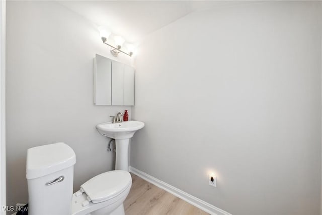 16200 Elsienna Ave, Cleveland, OH 44135 - bathroom with toilet and wood finished floors