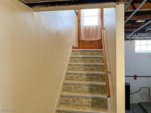 24850 Zeman Ave, Euclid, OH 44123 - view of staircase