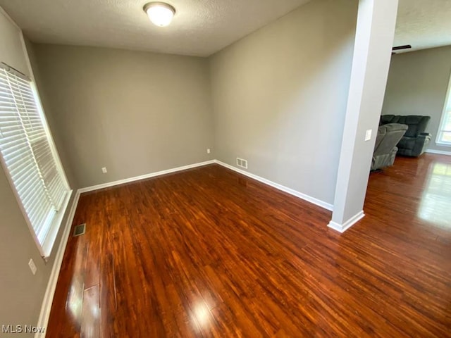 37972 Avalon Dr, North Ridgeville, OH 44039 - photo 3