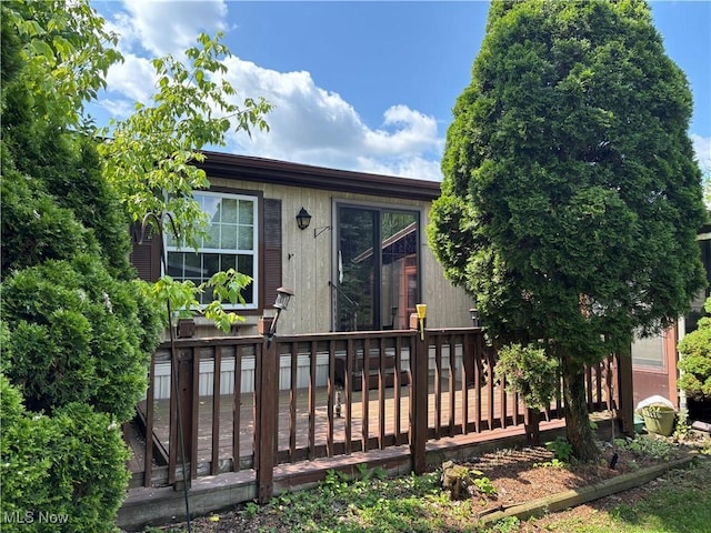 3 Concert Ln, Olmsted Twp, OH 44138 - view of front of home featuring a wooden deck