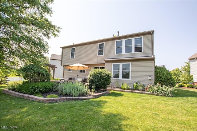 881 Brightwood Ct, Brunswick, OH 44212 - back of property with a lawn