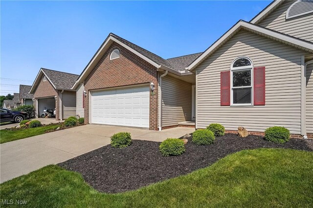 1391 Waters Edge Dr, Akron, OH 44313 - photo 35