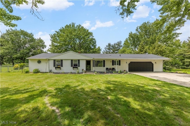 3469 Norwood Ave, Alliance, OH 44601 - photo 1