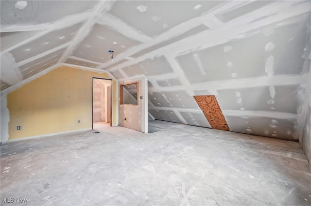1754 Edgewood St NE, Warren, OH 44483 - bonus room featuring lofted ceiling