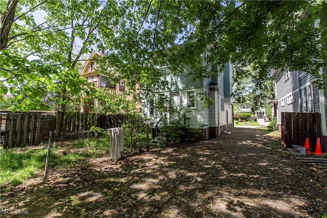 1101 Carlyon Rd, East Cleveland, OH 44112 - photo 25