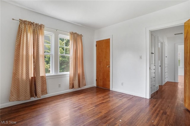 608 S 14th St, Sebring, OH 44672 - unfurnished room with hardwood / wood-style floors and baseboards