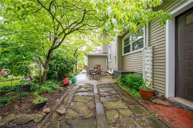 3245 Warren Meadville Rd, Cortland, OH 44410 - photo 4