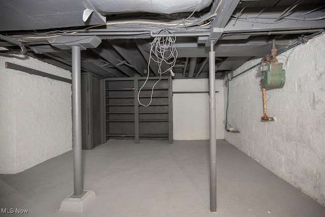 381 Watson St, Akron, OH 44305 - unfinished basement with gas meter