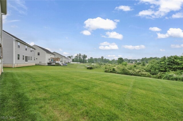 1633 Duncan Way, Streetsboro, OH 44241 - view of green lawn
