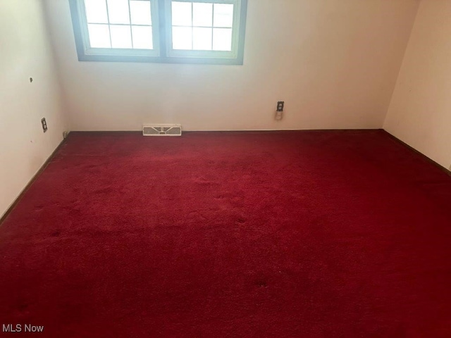 1531 E 290th St, Wickliffe, OH 44092 - spare room featuring carpet floors