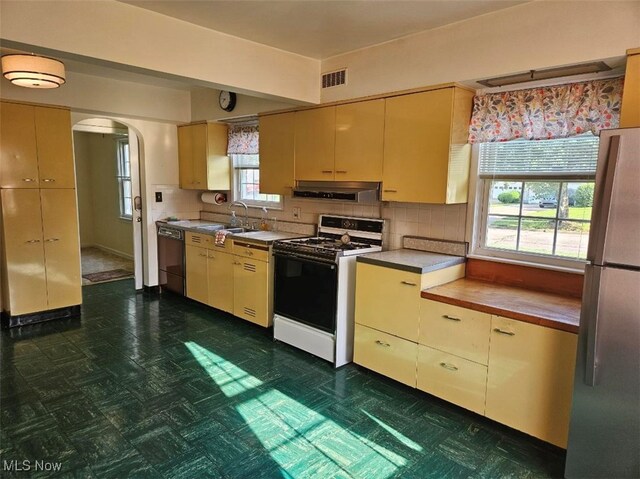 125 Canton Rd, Akron, OH 44312 - photo 9
