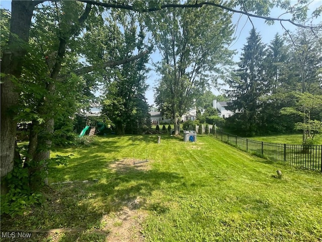 3061 Greenwich Ln, Brunswick, OH 44212 - view of yard