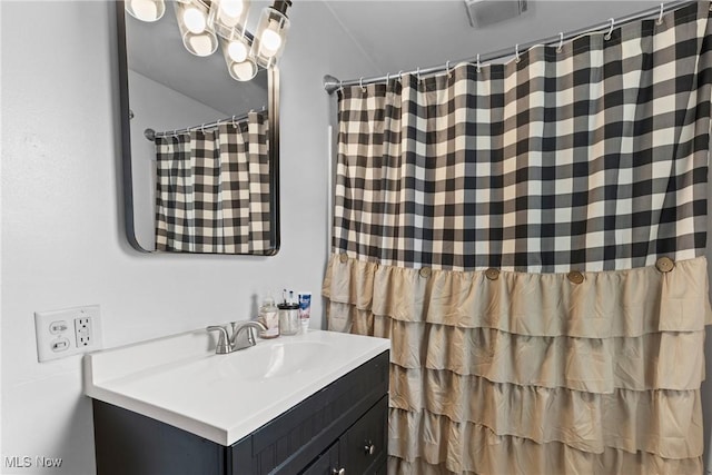 1309 7th St N, Martins Ferry, OH 43935 - full bathroom with vanity and curtained shower