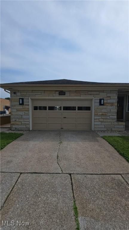 518 Highland Ave, Tiltonsville, OH 43963 - photo 3