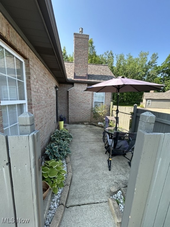8050 Harbor Creek Dr Unit 1903, Mentor-On-The-Lake, OH 44060 - view of patio / terrace