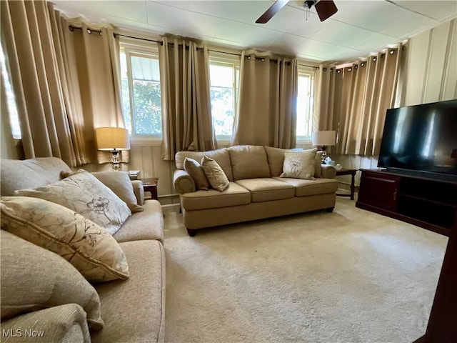904 Chalker St, Akron, OH 44310 - carpeted living area with ceiling fan