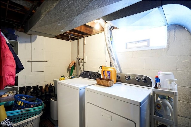 236 Johnson Ave, Cuyahoga Falls, OH 44221 - washroom featuring washing machine and clothes dryer and concrete block wall