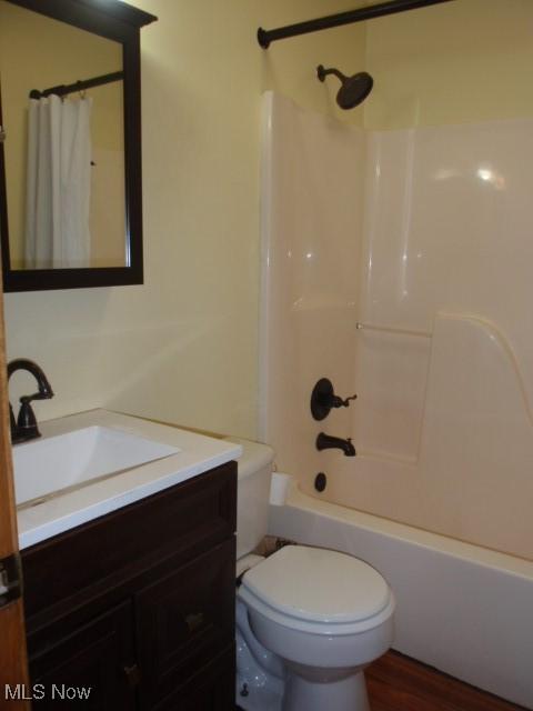 223 8th St, Elyria, OH 44035 - photo 10